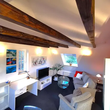 Business-apartment Daire Ahrensburg